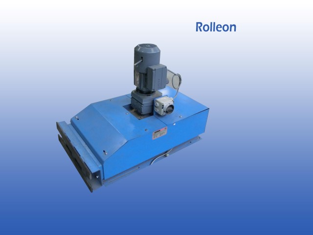 Rollenbaan dozen overzetter